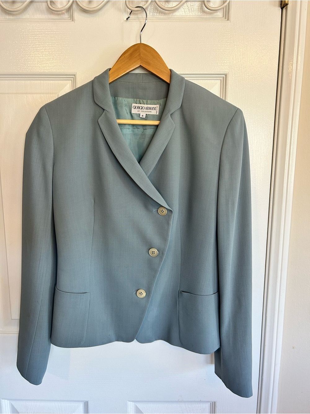 Giorgio Armani Vintage 100% Virgin Wool Sage Blazer Size 4 — Old Money